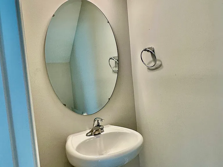 214 Berryfield Dr — Photo 15