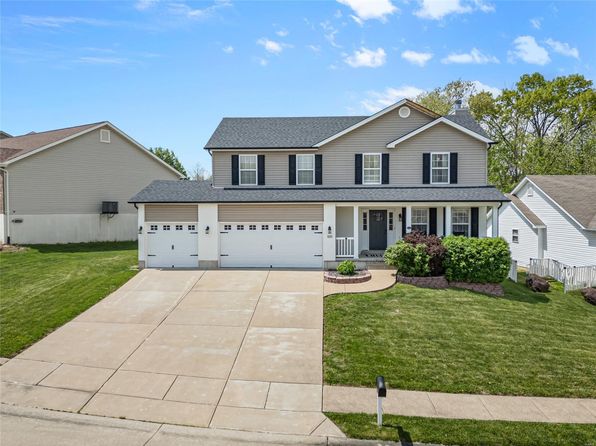 527 N Milford, Hillsboro, MO 63050