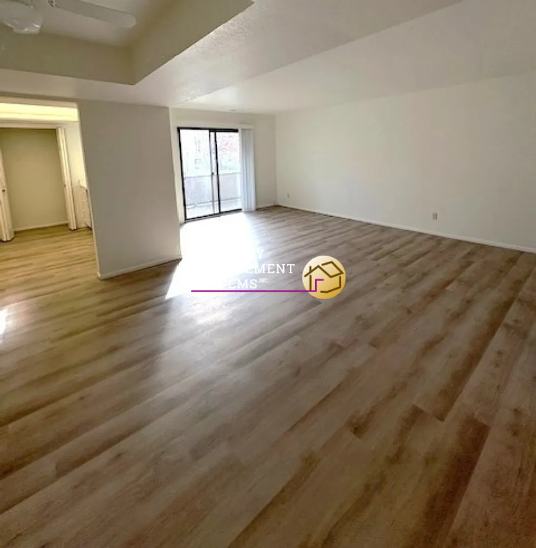 Building Photo - 6905 S 725 E #A