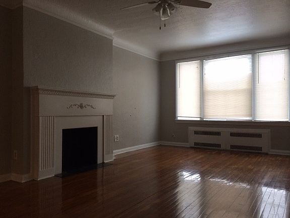 2nd image of 2621 N Moreland Blvd APT 202