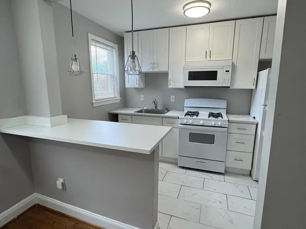 1104 Meridene Dr #1, Baltimore, MD 21239