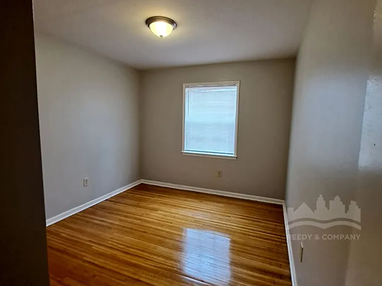 3743 Lakehurst Dr — Photo 12