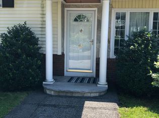 64 Morningside Dr, Arlington, MA 02474