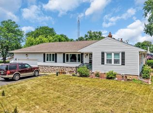 30810 Weiler Rd, Burlington, WI 53105