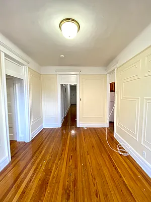 Rented by LRGNY Group, Inc. | media 19