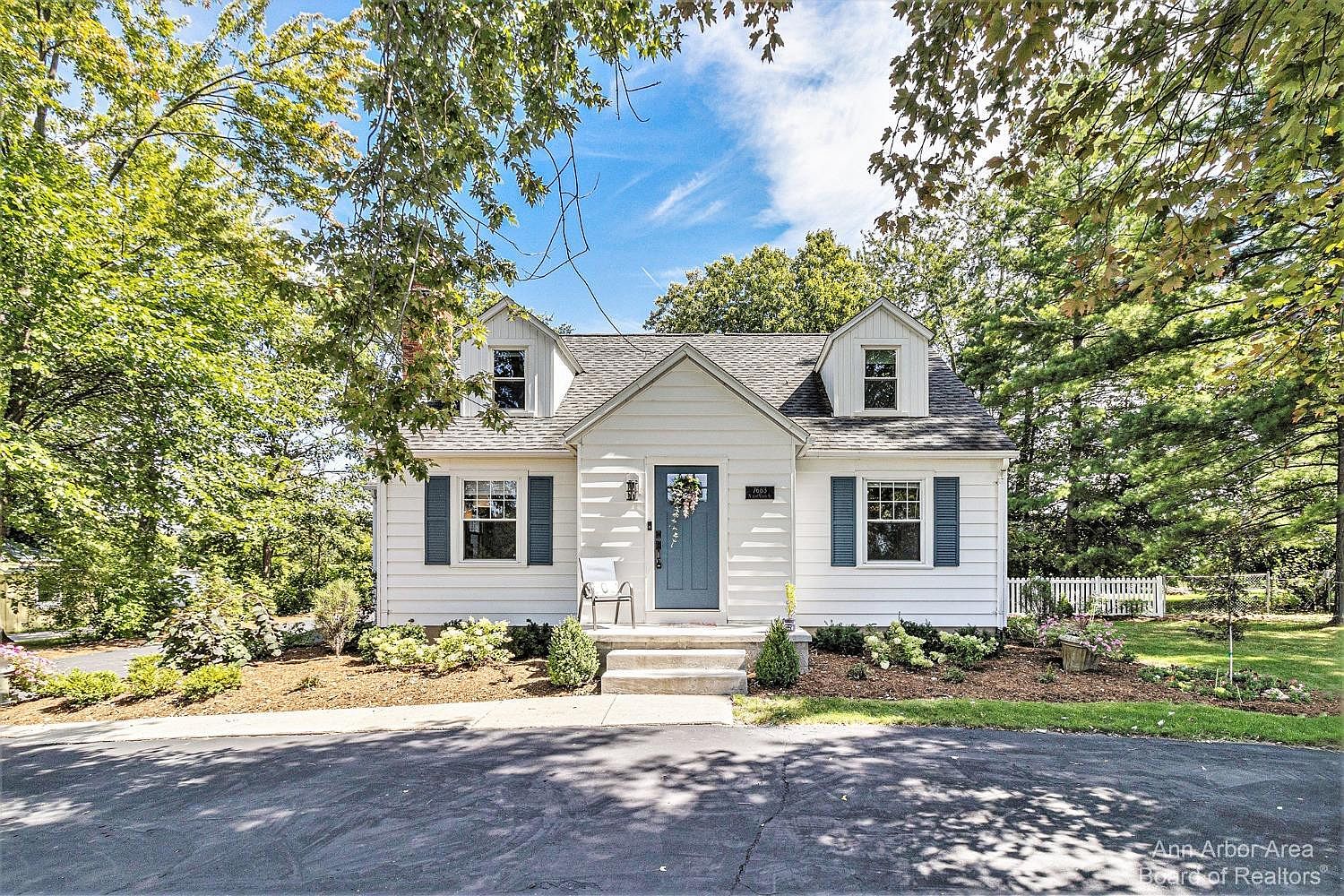 7663 N Ann Arbor St, Saline, MI 48176 | Zillow