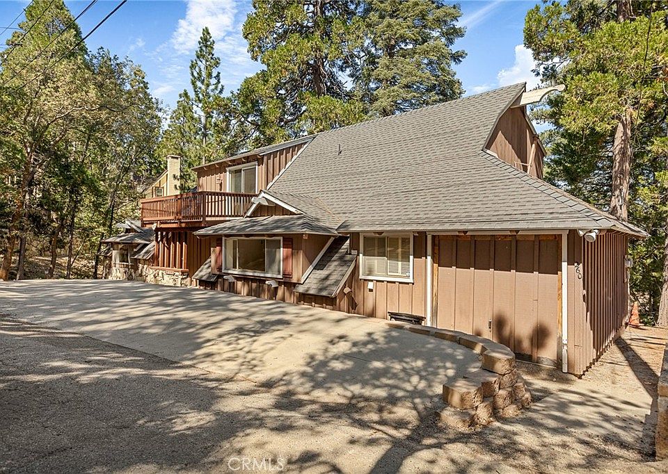 1st image of 260 Woodland Cir