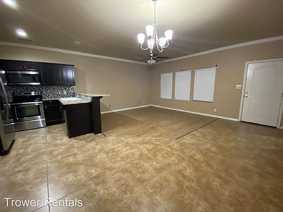 5th image of 7264 Manford Ln