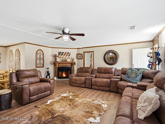 4th image of 368 Otho Davis Rd
