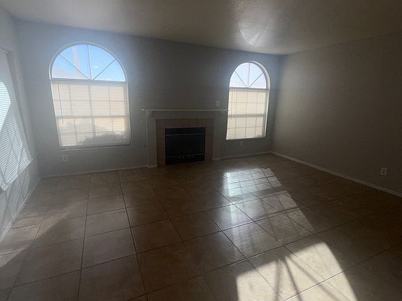 2nd image of 694 Barbary Coast Ave