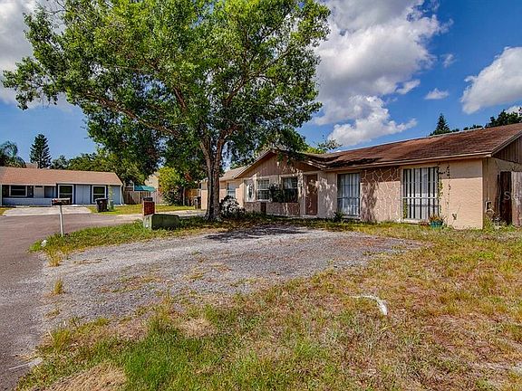 2nd image of 8806 Thousand Oaks Ct