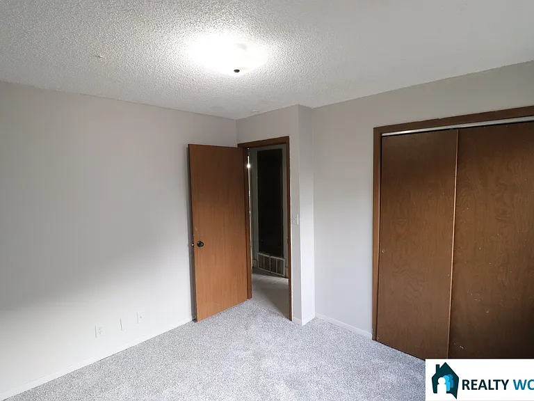 2418 D Street — Photo 7