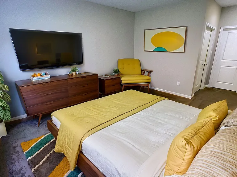 Orchard Grove Apartments — Photo 34