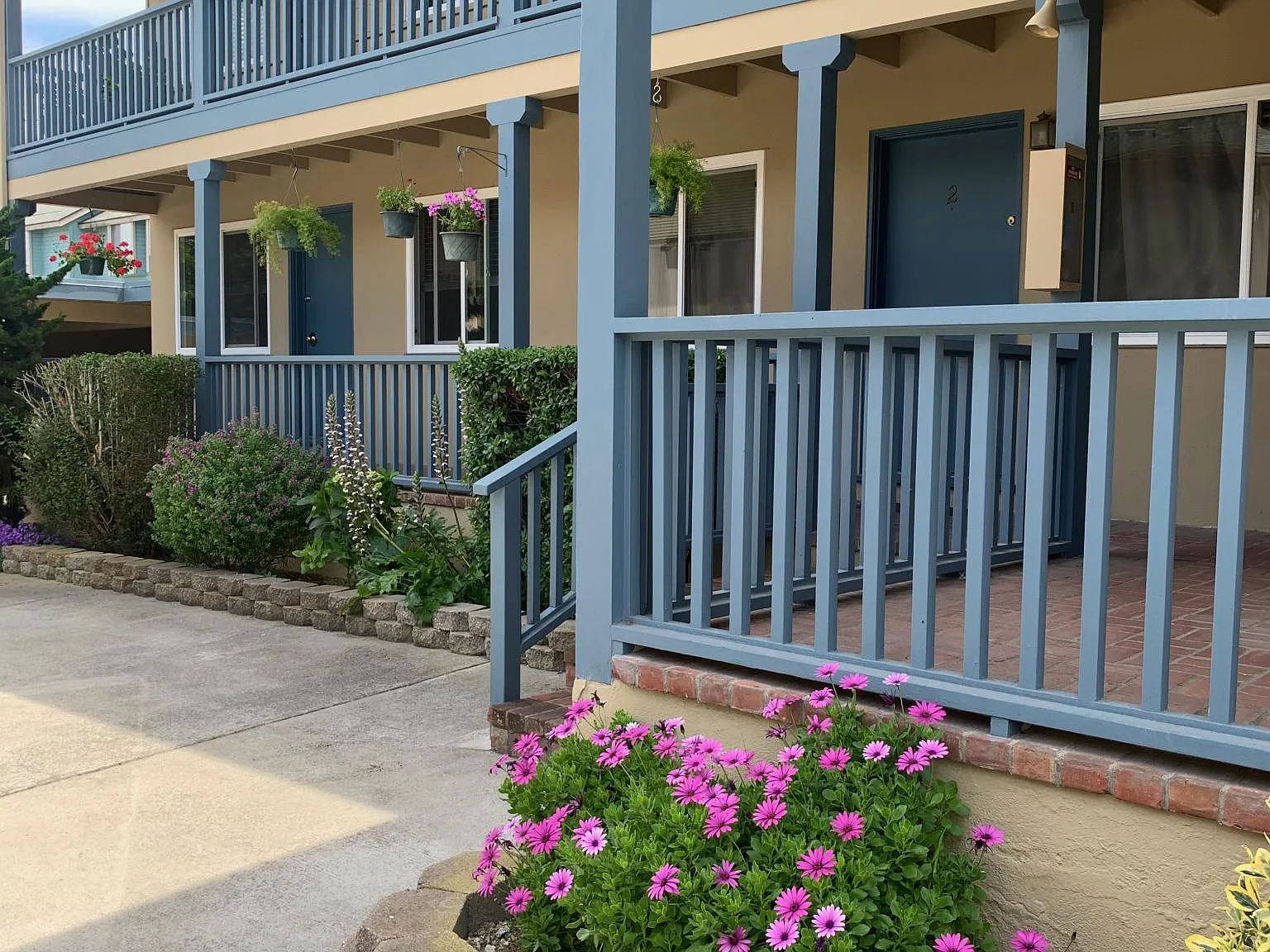 1 bed, 500 sqft, $2,100 — Photo 1