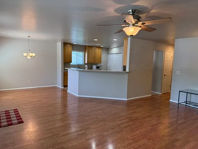 914 Jovian Dr — Photo 18