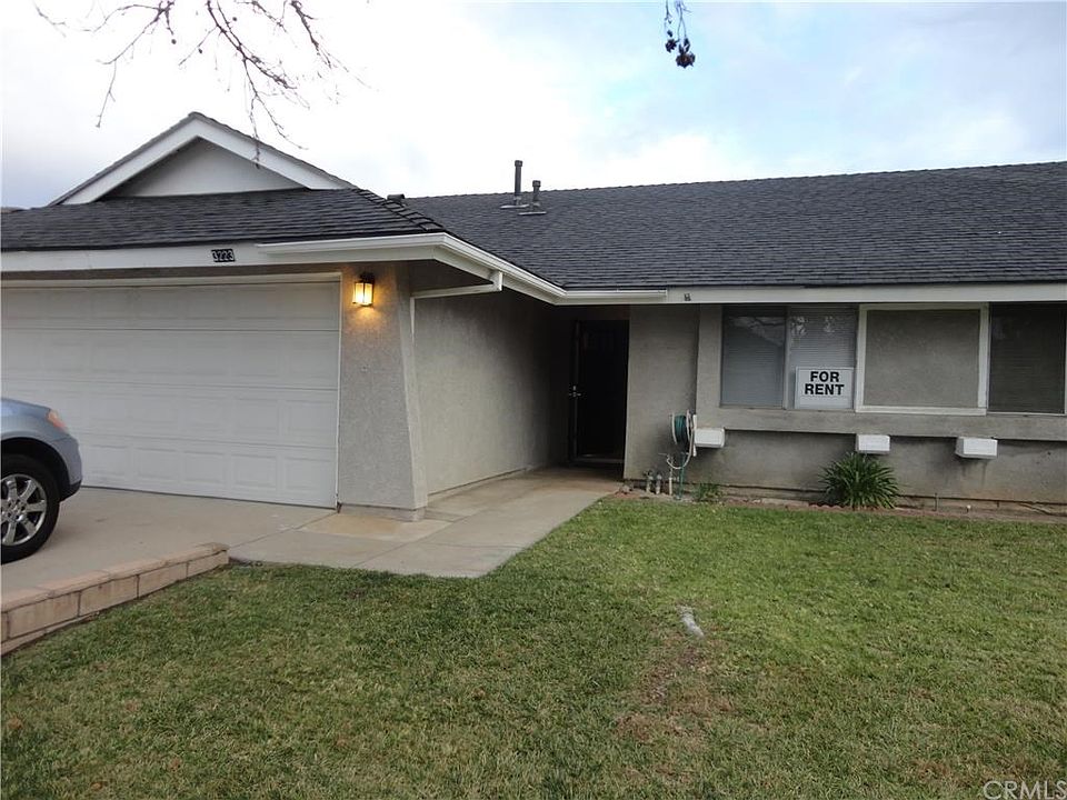 1st image of 3223 Edgemont Ct