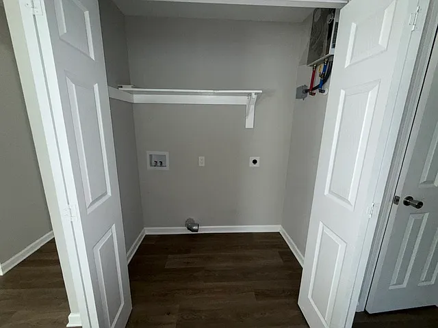 6097 E Adams St — Photo 17