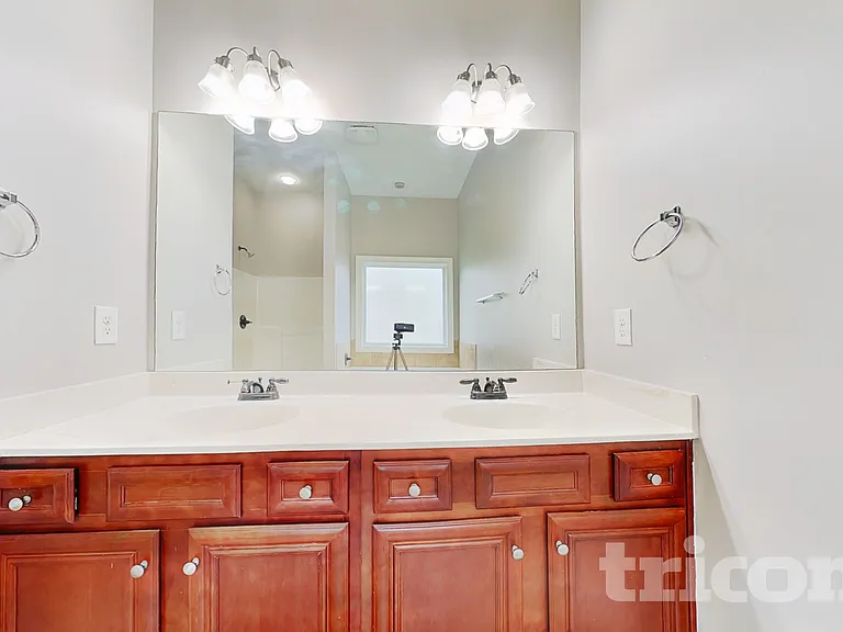 3923 Griese Ln — Photo 9