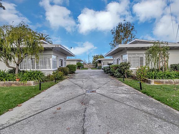 3rd image of 632 University Dr