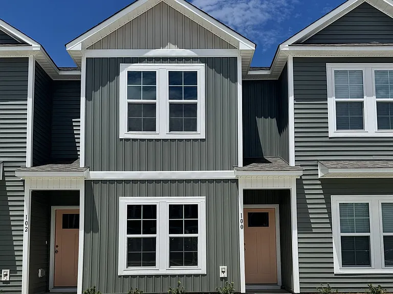 100 Loren Rd — Photo 1