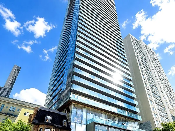 15 Grenville St, Toronto, ON