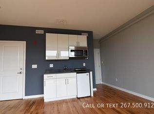535 Budd St #2C, Philadelphia, PA 19104