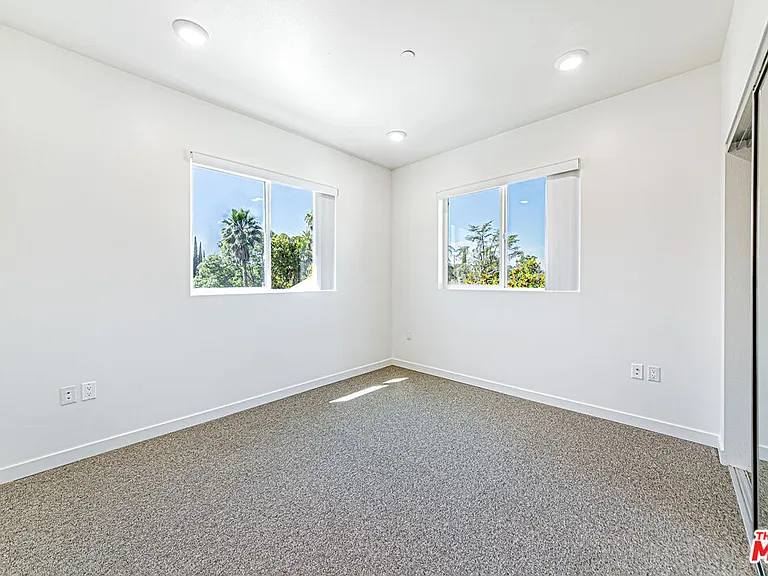 5912 Satsuma Ave — Photo 31