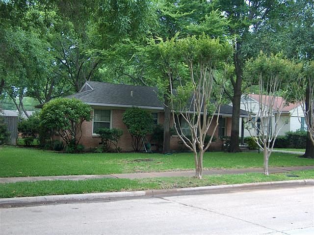 2nd image of 445 Bondstone Dr