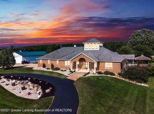 6655 S Loomis Rd, Dewitt, MI 48820