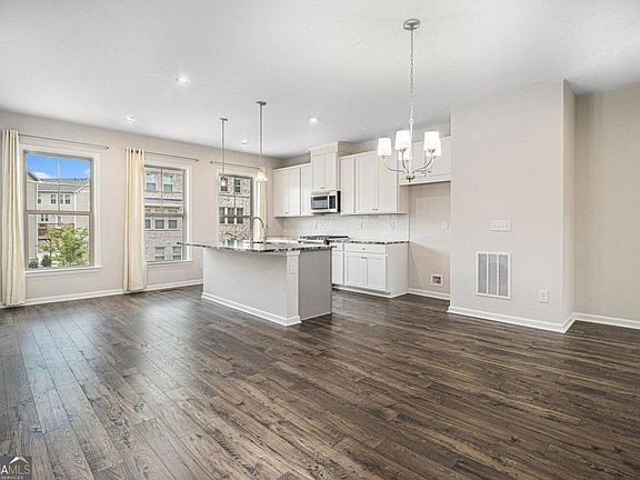 4th image of 3497 Hidden Valley Cir