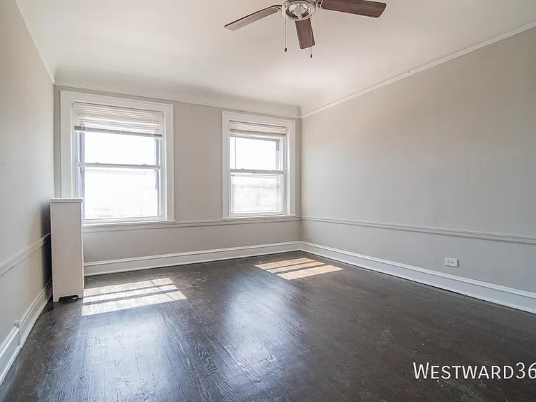 2445 W Rosemont Ave #1 — Photo 4