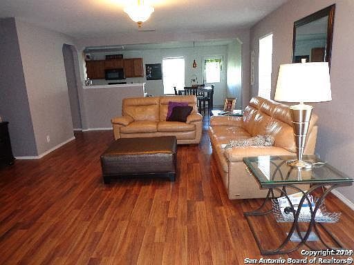 2nd image of 11911 Oak Water