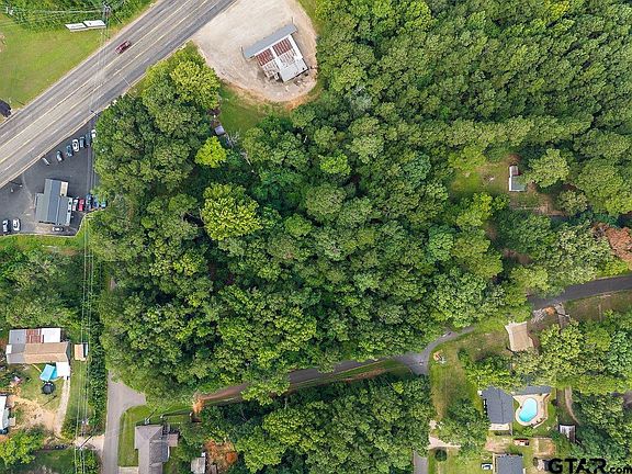 2nd image of Forest Hills Dr