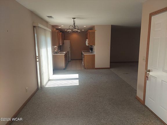 5th image of 3870 Yale Ave