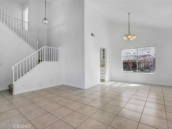 3rd image of 44620 Stillwater Dr
