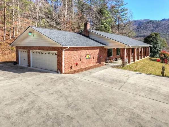 45 Sulpher Ln, Andrews, NC 28901