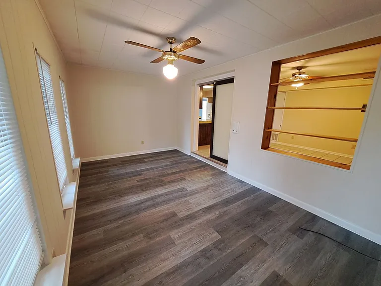 7819 Hearthstone Cir — Photo 11