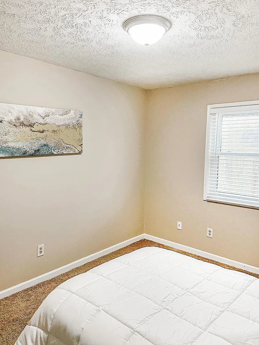 Building Photo - Deerfield Cir SW
