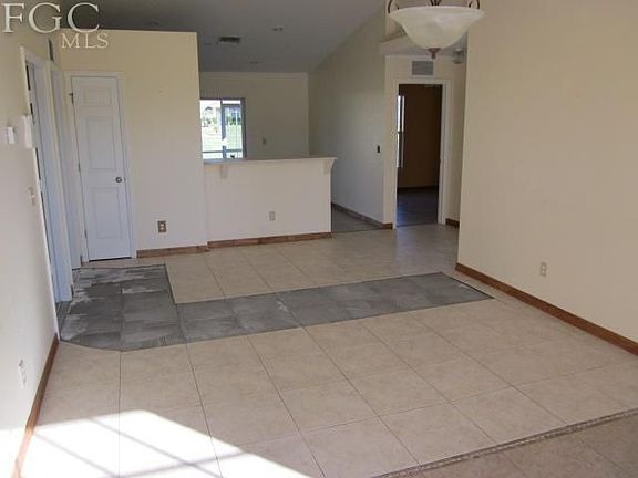 3rd image of 2805 NE 2nd Ave