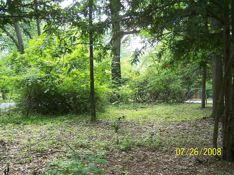 2nd image of 2658 E Old Post Rd