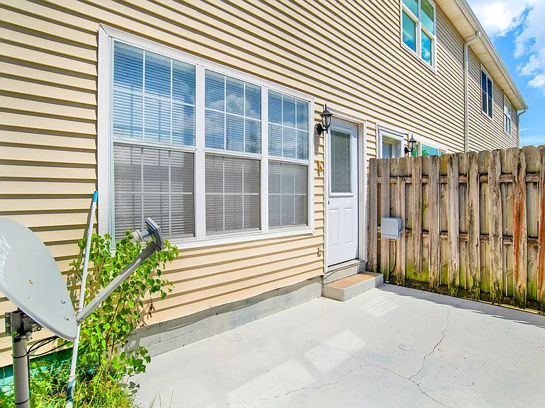 601 E Burgess Rd #K11 — Photo 27