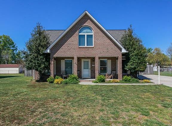 5th image of 3909 Jamestown Dr