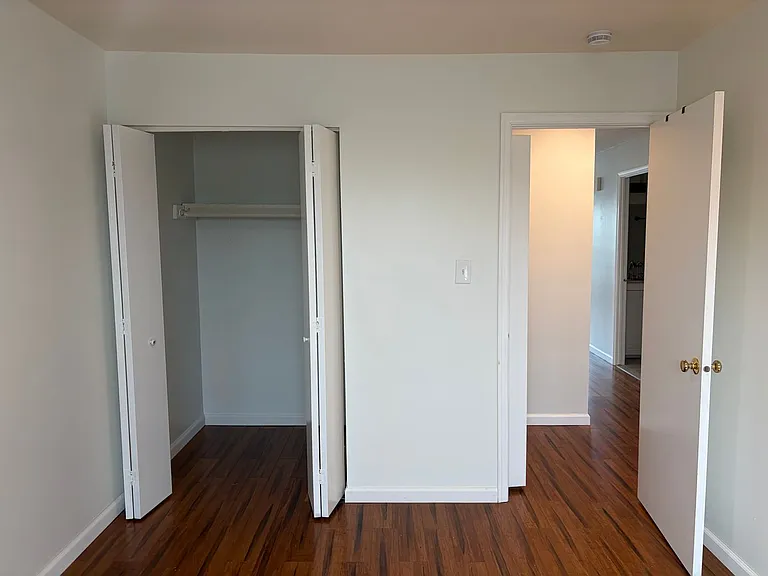 421 Wendover Dr #126B — Photo 26