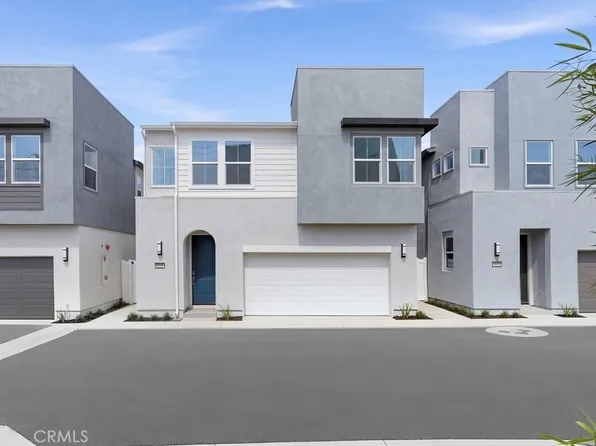1011 E Overlook Dr, Orange, CA 92867