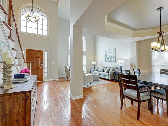 2nd image of 2719 Harper Woods Dr