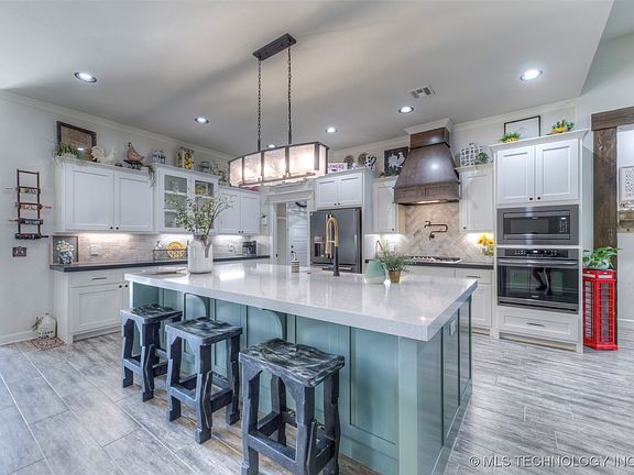 4th image of 4432 S 177th Pl E