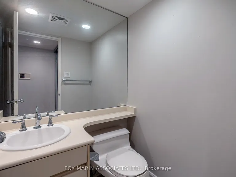 33 University Ave #303 — Photo 23