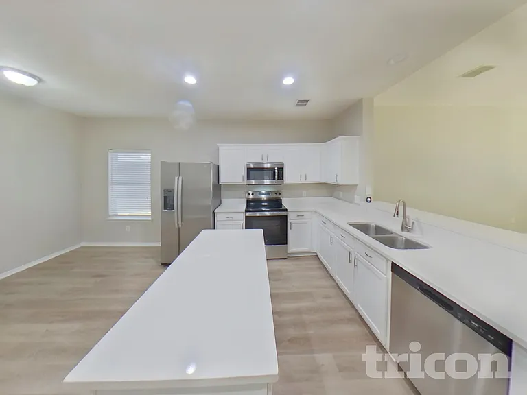 1718 White Pine Trl — Photo 6