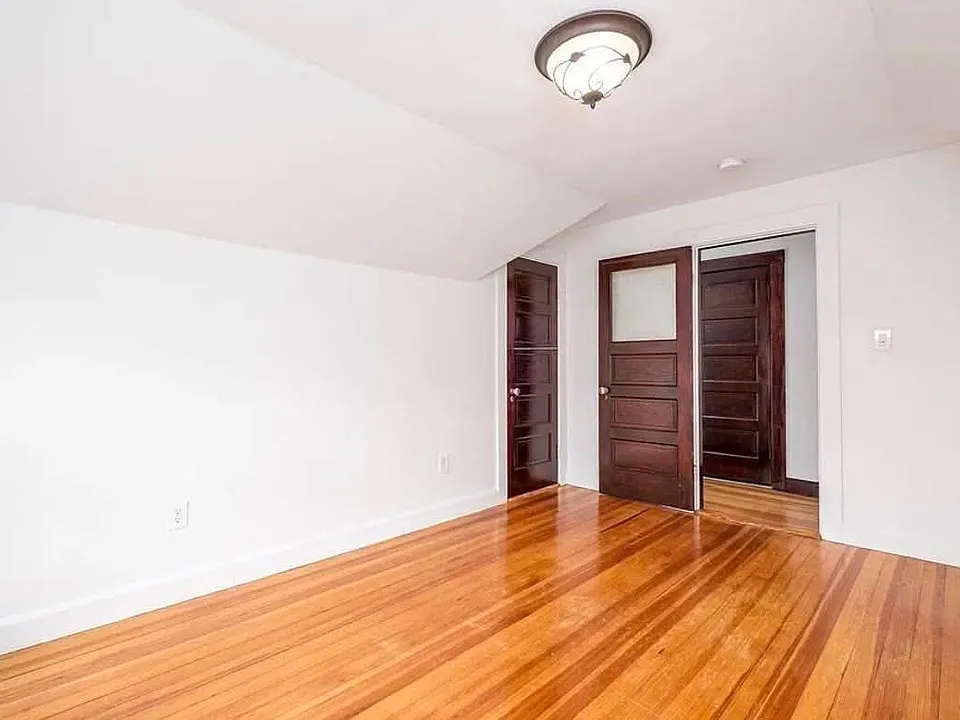 32 Boulevard Ter #1