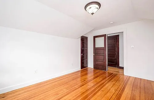 32 Boulevard Ter #1 Photo 1